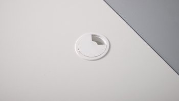 Стол письменный 1400 мм Марвэл 12.112 бел (Моби) в Советском - sovetskij.mebel-e96.ru