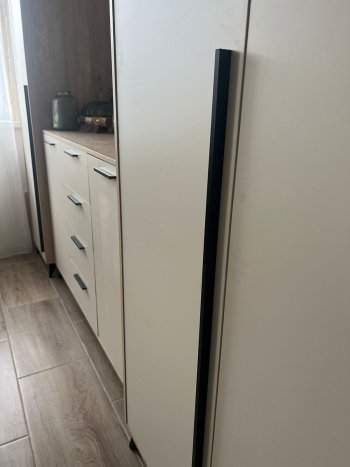 Комод Ева 1360 2С4Я Сатин (Памир) в Советском - sovetskij.mebel-e96.ru